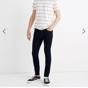 EUC Madewell black on black skinny jeans 31x32